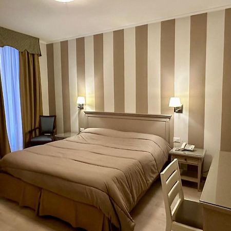 Hotel Bristol Trieste Eksteriør bilde