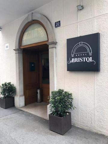 Hotel Bristol Trieste Eksteriør bilde