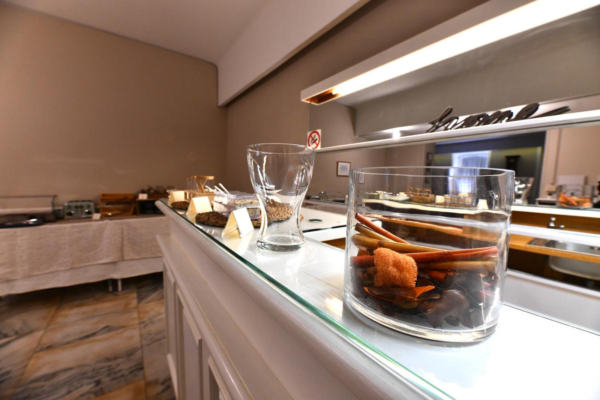 Hotel Bristol Trieste Eksteriør bilde